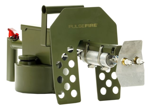 Picture of Exothermic Technologies PFLRT Pulsefire LRT Green Powder Coated Aluminum/Brass/Viton 25 ft Flame Range 25.70" Long Fuel Gasoline/Gasoline, Diesel Mix Includes Battery/Battery Charger