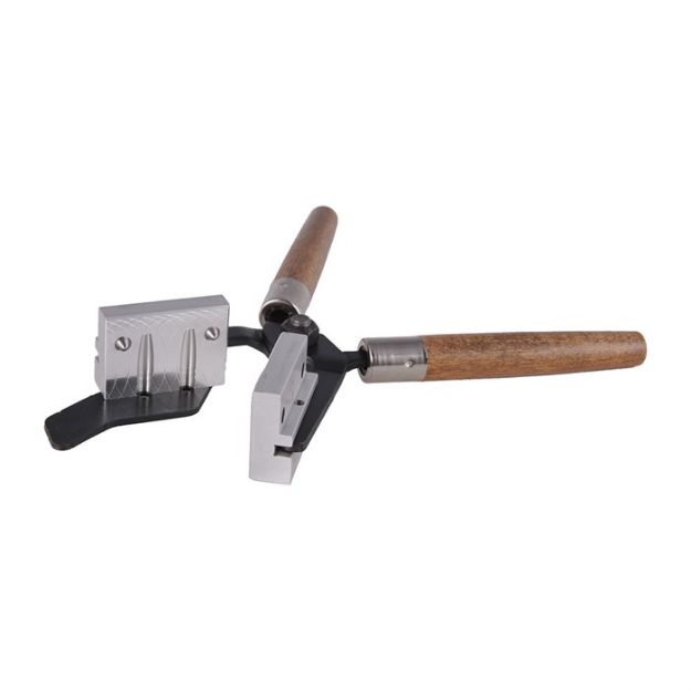 Picture of 6.5 Cm (0.266'') 140Gr Round W/Flat Nose Double Cavity Mold