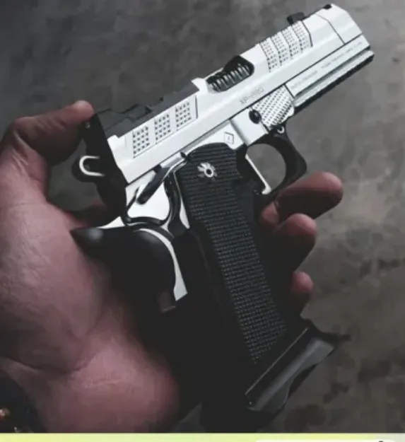 Picture of Xp Comp 9Mm 4.6" Pb Or Chrm 2/17 Glk Mag